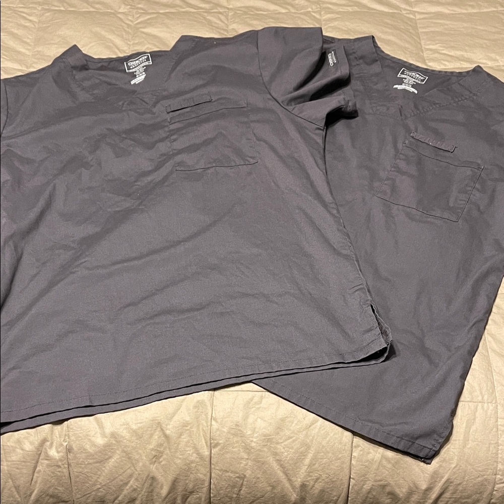 Men's Gray Cherokee scrub Shirt set